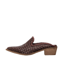 Load image into Gallery viewer, M35 Dellyn Women&#39;s Mules in Chocolate
