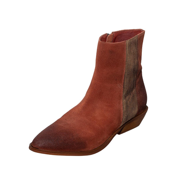 M42 Massey suede boot, product photo